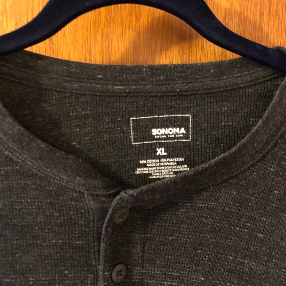 Pullover - Picture 2 of 2